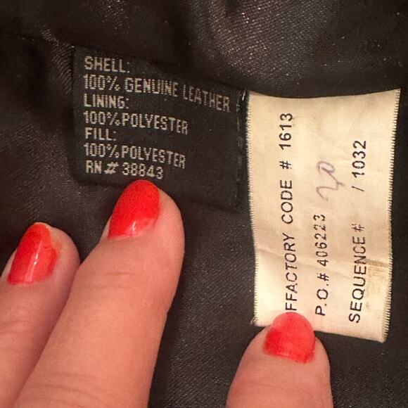 IZZY - Ladies Black 100% Genuine Leather Fur Hooded Zip Jacket Size Medium/Large - Picture 9 of 16